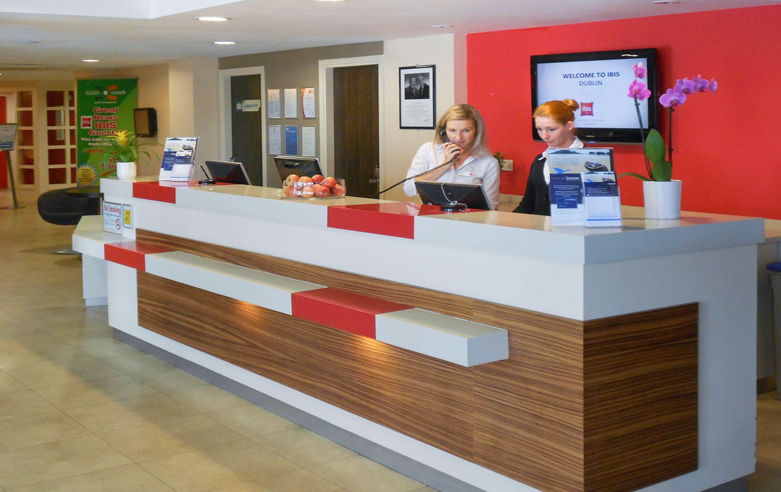 Ibis Hotel Дублин Экстерьер фото