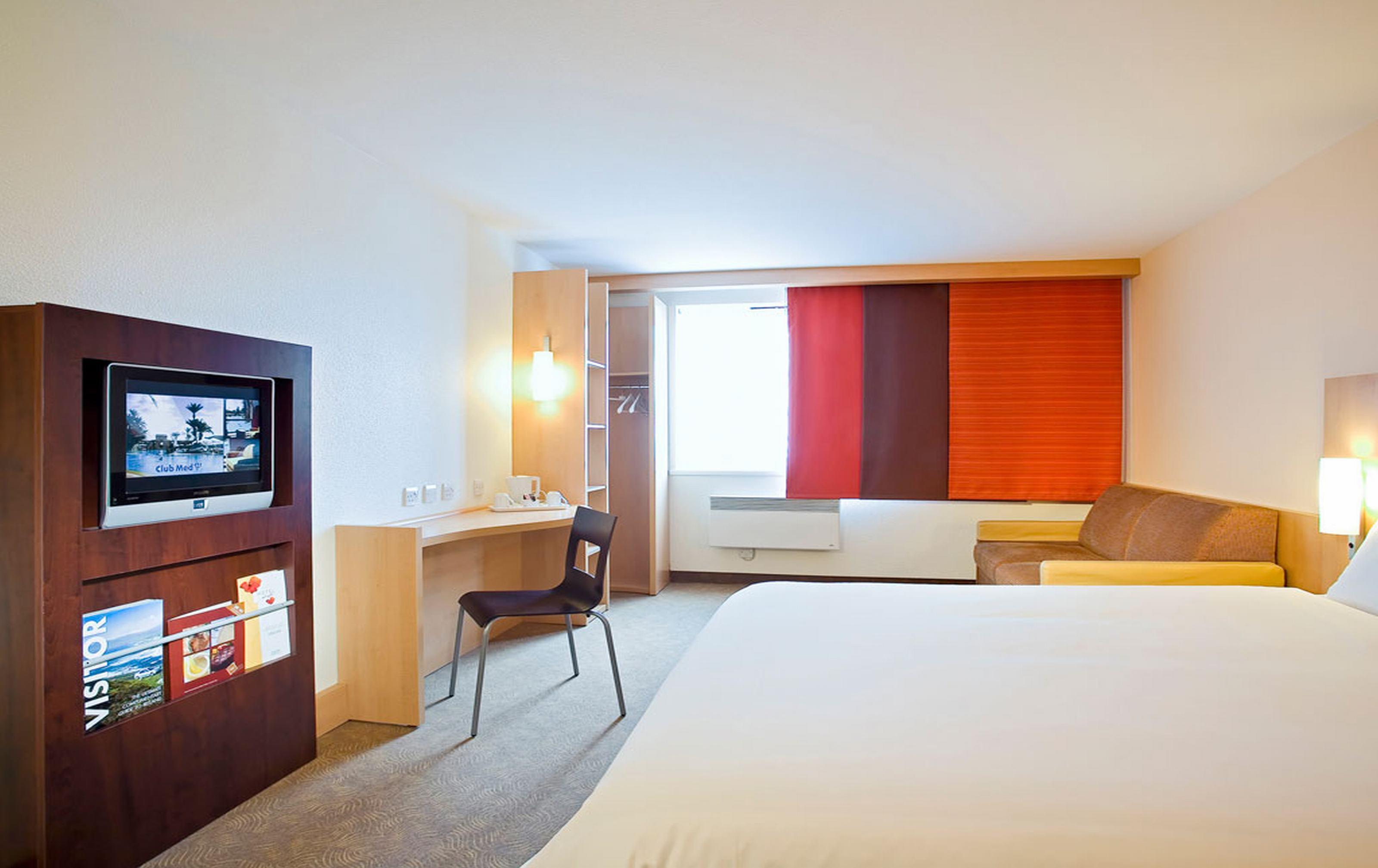 Ibis Hotel Дублин Экстерьер фото
