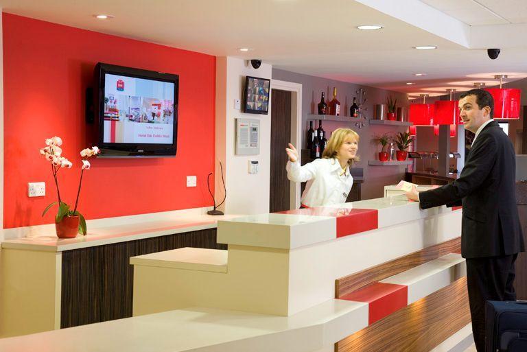 Ibis Hotel Дублин Экстерьер фото